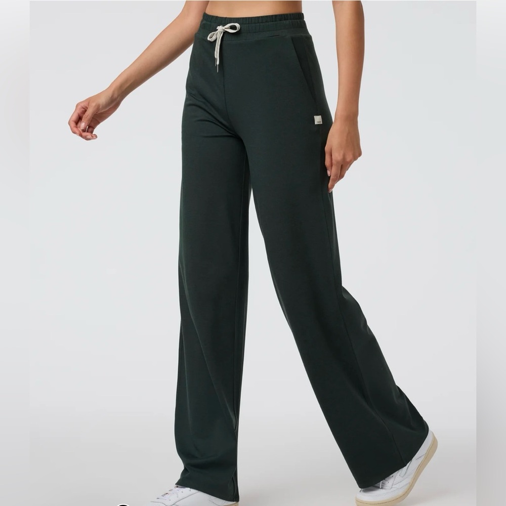 NEW VUORI women’s halo essential wideleg
